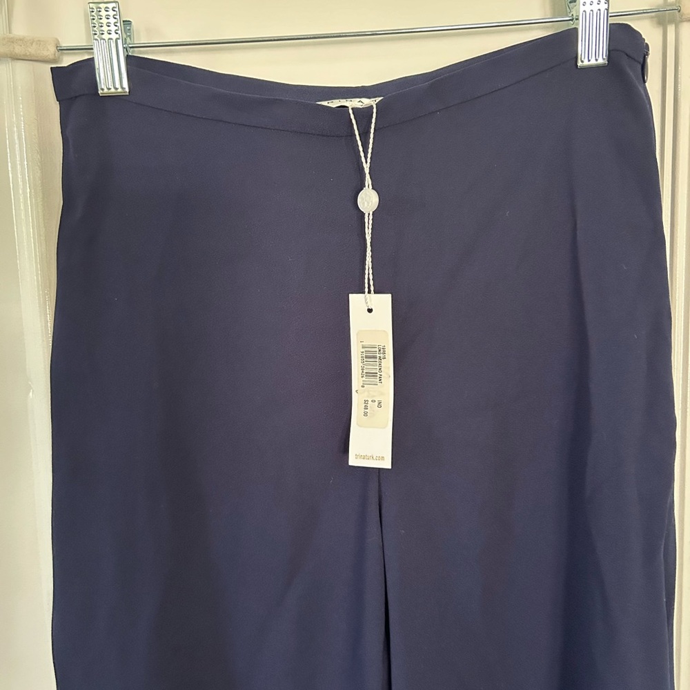 NWT Trina Turk Long Weekend Pant. 0